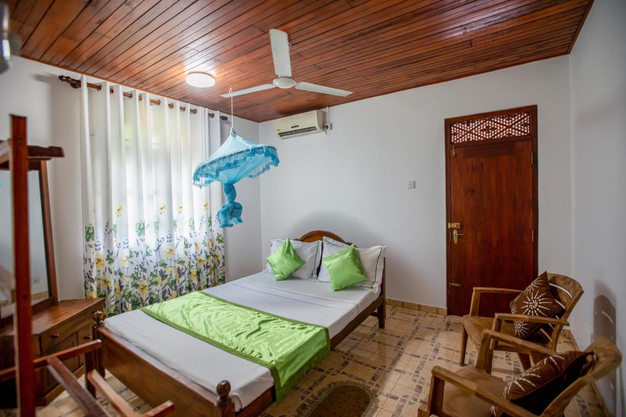 Three Shades Bed & Breakfast Galle Ngoại thất bức ảnh
