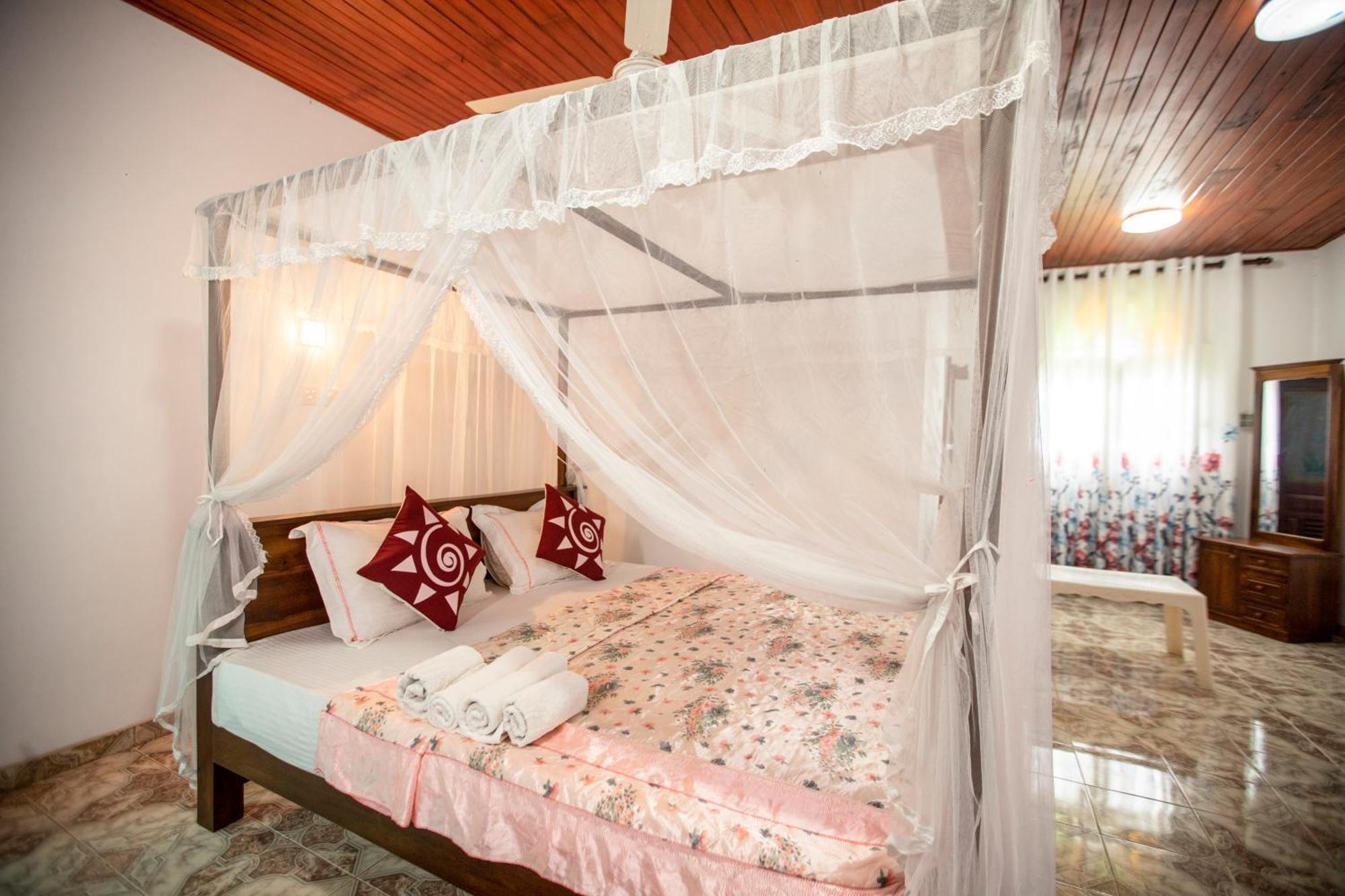 Three Shades Bed & Breakfast Galle Ngoại thất bức ảnh