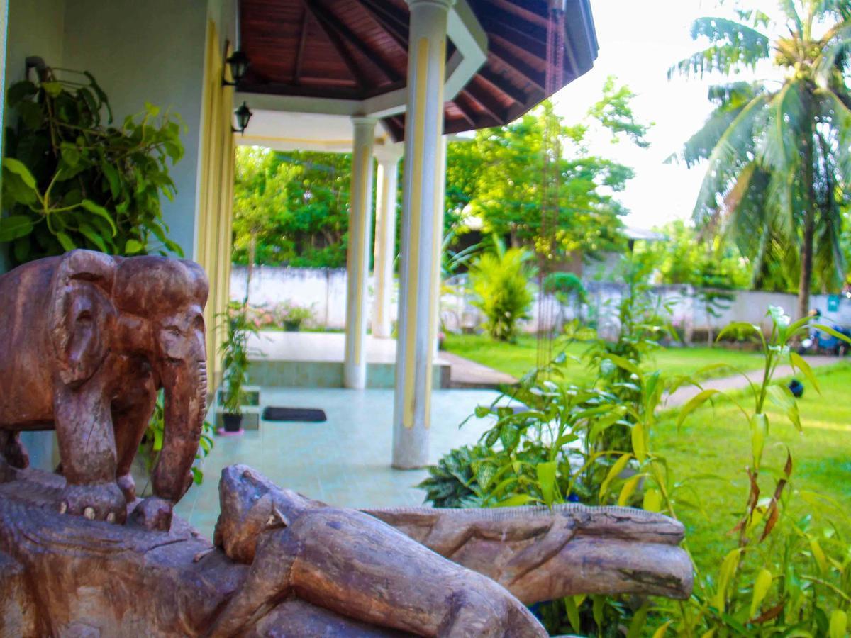 Three Shades Bed & Breakfast Galle Ngoại thất bức ảnh